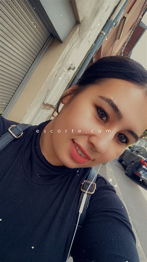 escorte girl sur lyon|Escort Française à Lyon 